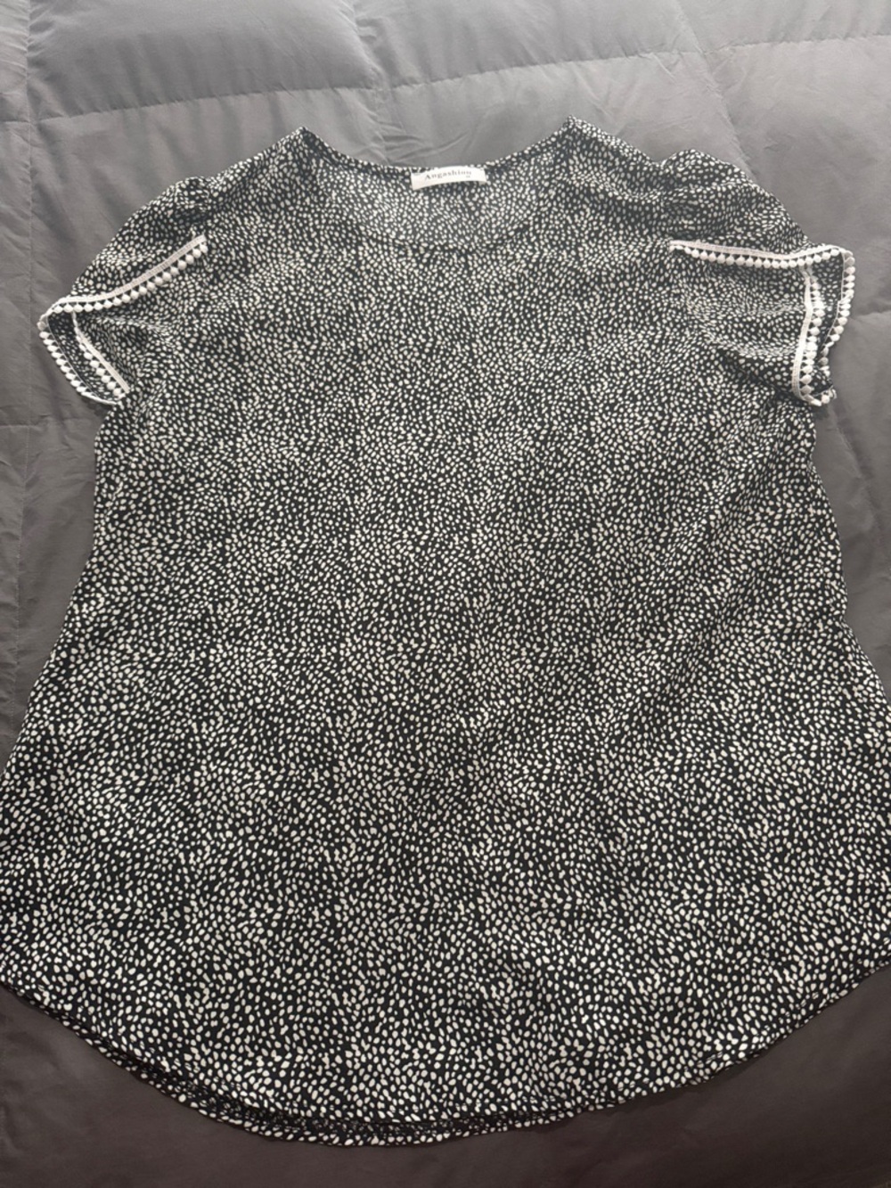 Black & White Speckle Short Sleeve Blouse with Trim
